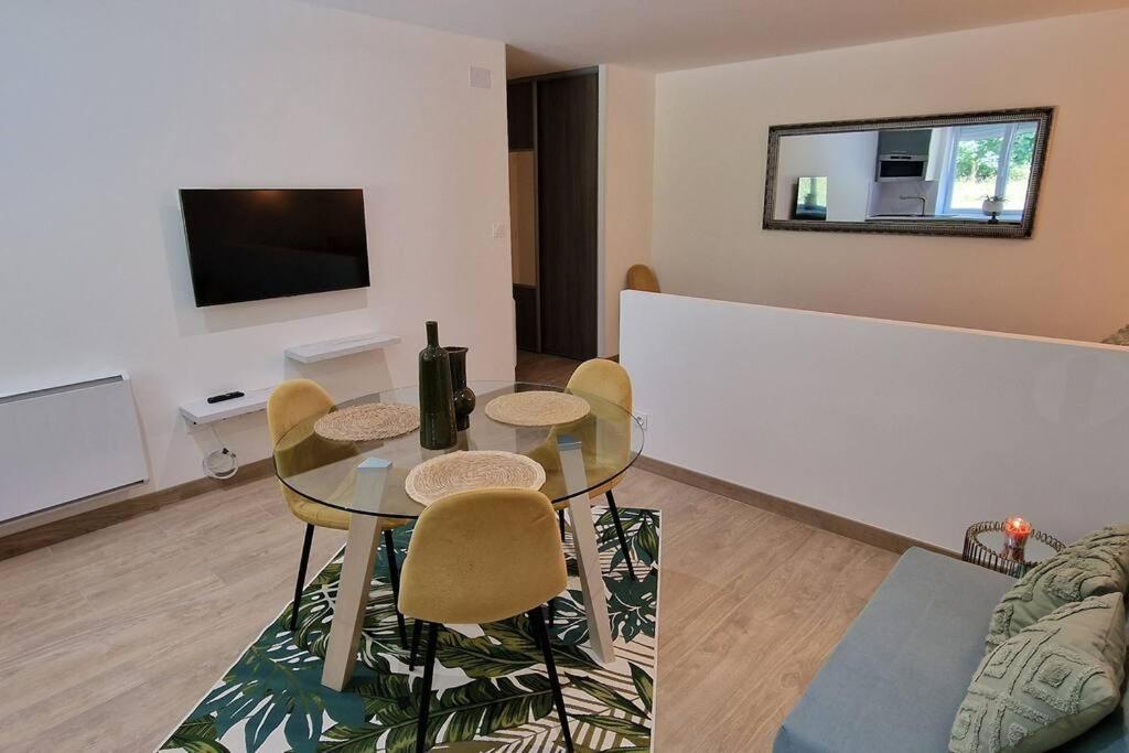 La Dame - Parking Prive - Proche Ge Alstom Apartment Cravanche Екстериор снимка